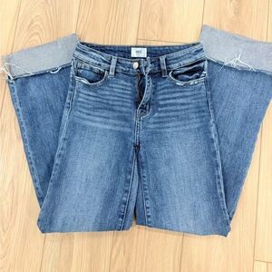 BKE Women's Straight Leg Jeans in Classic Blue